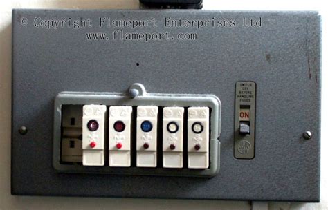 little metal fuse box|14 way fuse board.